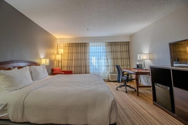 Country Inn & Suites by Radisson Convention Center