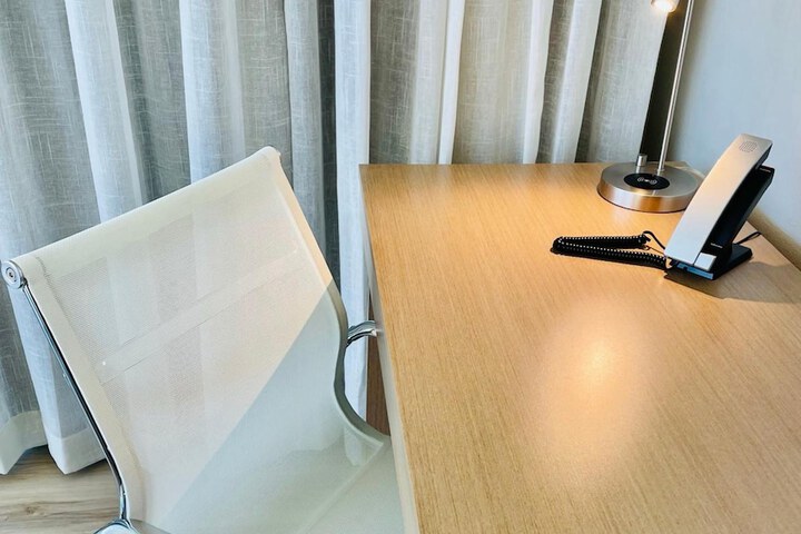 Art House Hotel and Suites