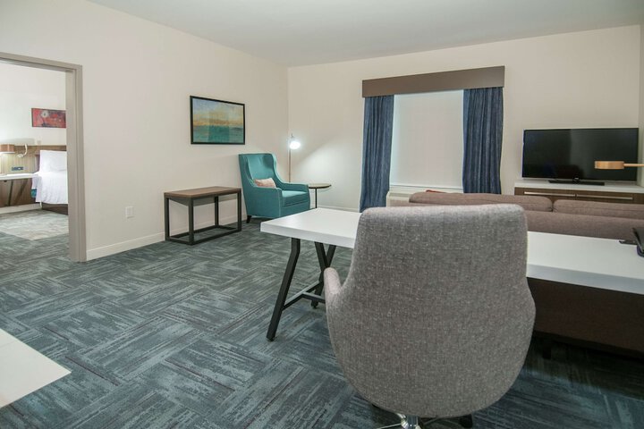 Room 44 of 63
