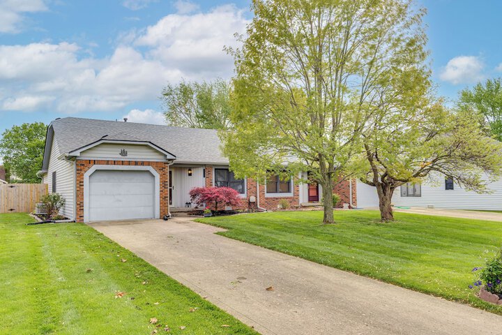 14 Mi to Dtwn Indy: Family Gem w / Yard