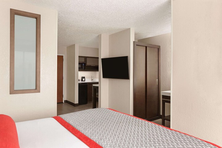 Room 14 of 58