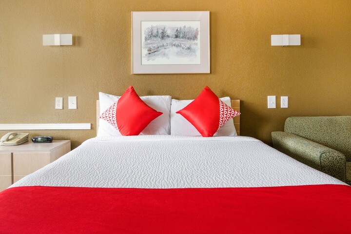Room 21 of 27