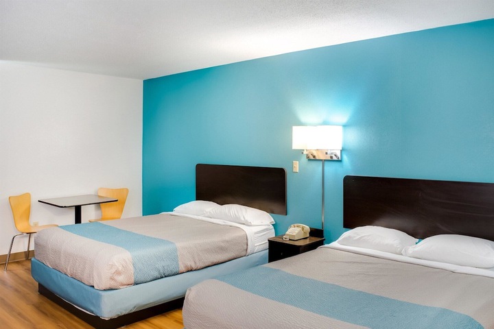 Motel 6 Richmond IN