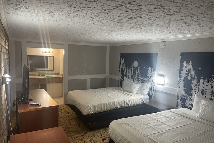 Room 17 of 21