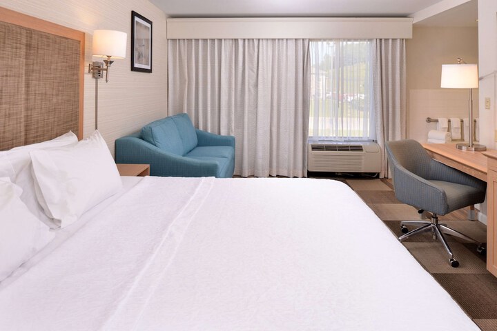 Room 32 of 55