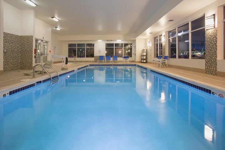 Pool 10 of 52