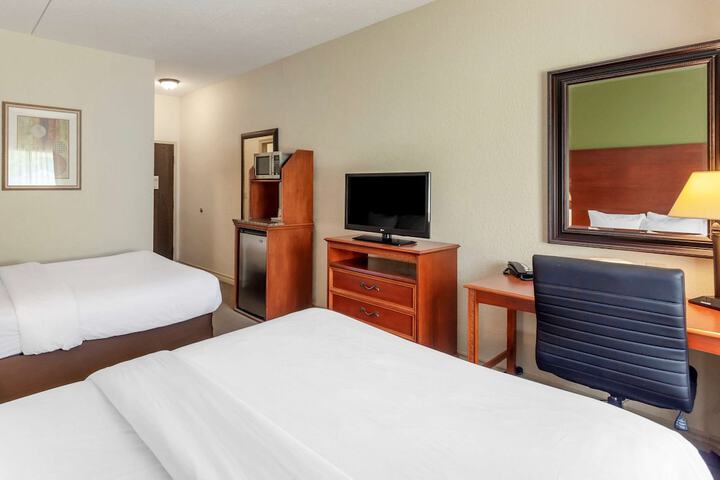 Room 44 of 52