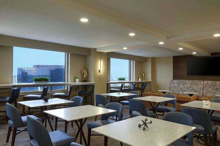 Renaissance Dallas Addison Hotel