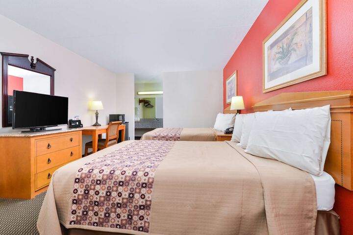 Room 12 of 30