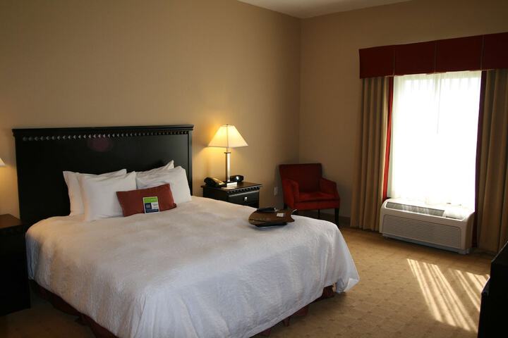 Room 15 of 25