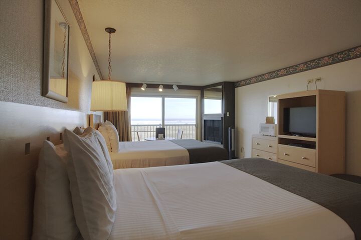 Hi-Tide Oceanfront Inn
