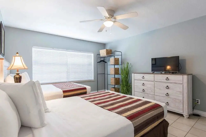 TREASURE ISLAND TOWNHOUSE