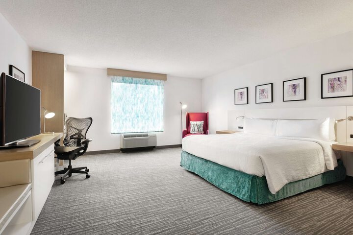 Room 9 of 41