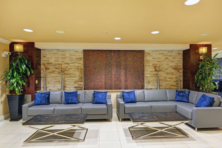 Hotel Interior 11 of 38