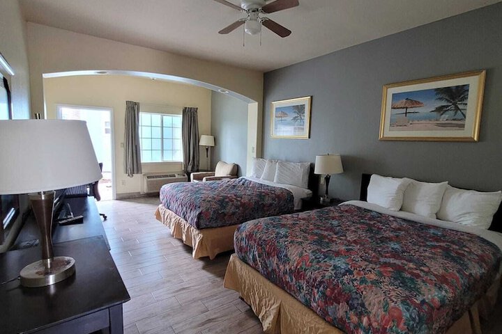 Room 20 of 25