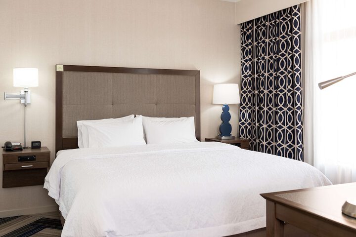 Room 34 of 52