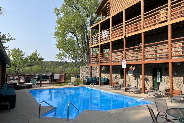 Pool 12 of 374