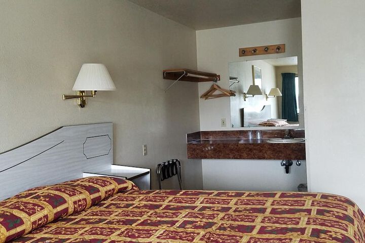 Milwaukie Inn Portland South