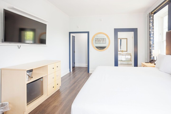 Room 46 of 52