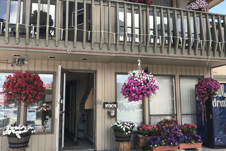 Hotel 3 of 68