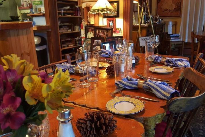 Dining 10 of 11