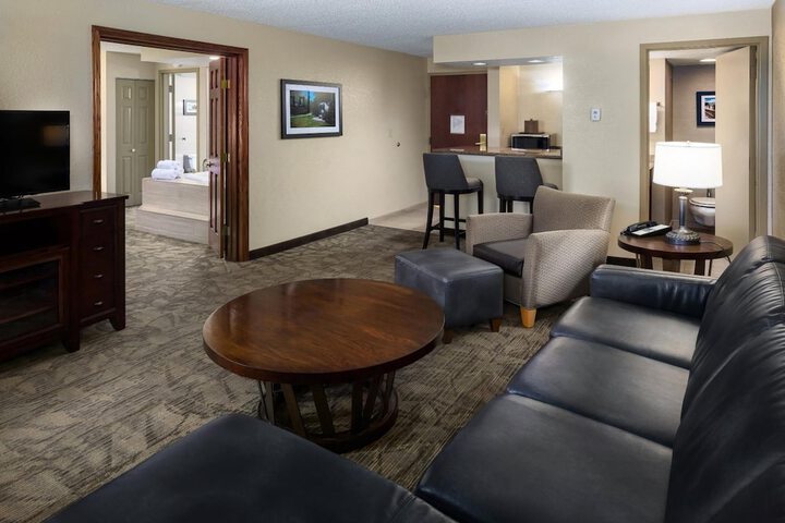 Room 13 of 35