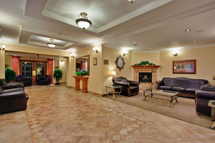 Holiday Inn Express Hotel & Suites Airdrie-Calgary North by IHG