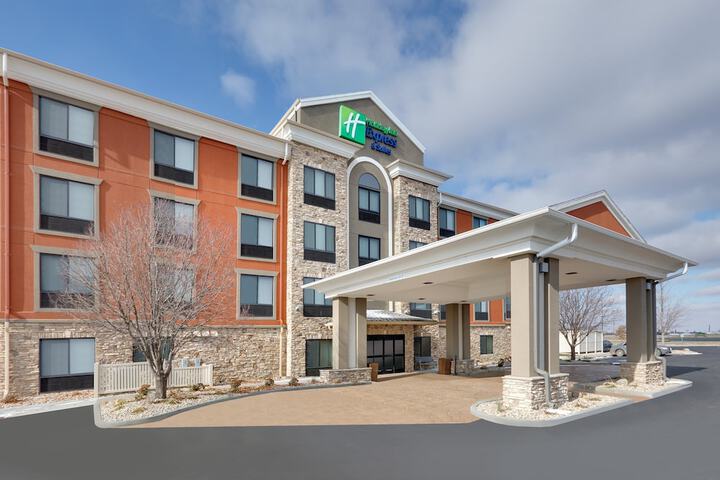 Holiday Inn Express Mitchell by IHG