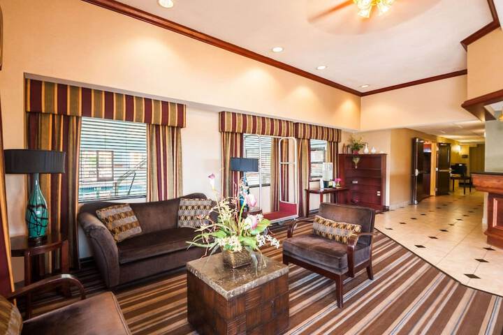 Hotel Interior 10 of 45