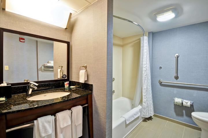 Room 12 of 41