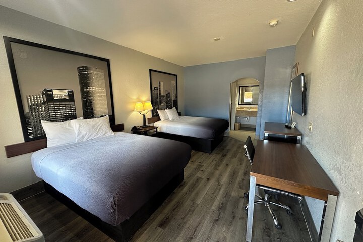 Azul Inn Houston Hobby Airport