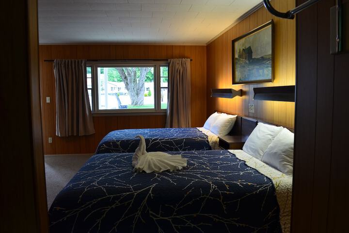 Room 34 of 47