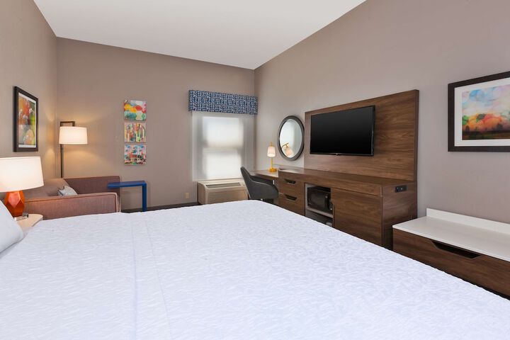 Room 16 of 24