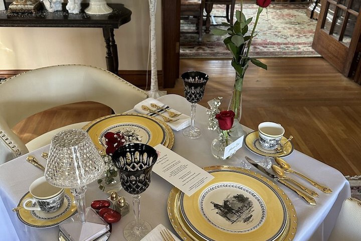 Dining 51 of 99