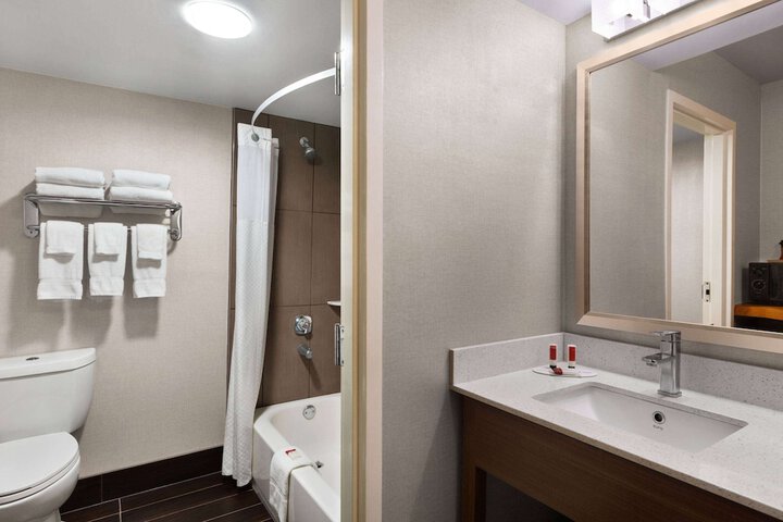 Room 8 of 15