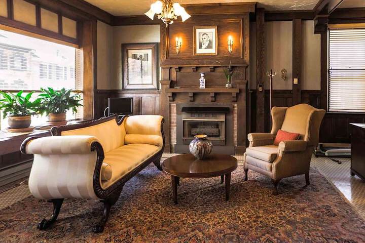James Buchanan Hotel Trademark Collection by Wyndham