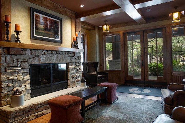 Hotel Interior 215 of 252