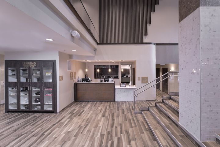 Hotel Interior 11 of 27