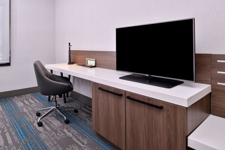 Room 25 of 61