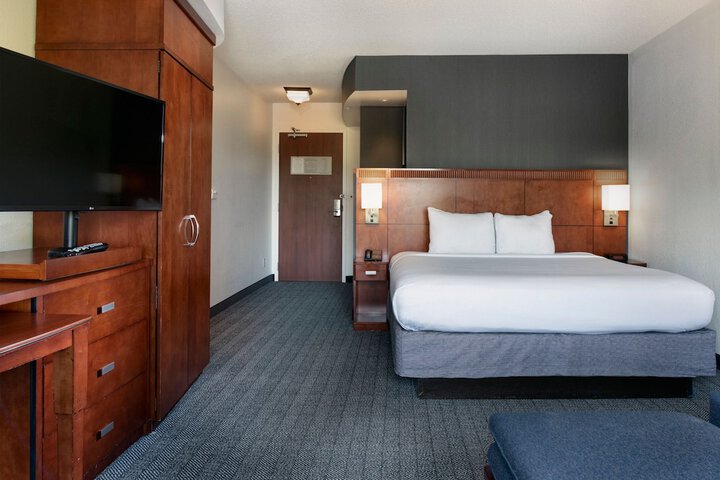 Courtyard by Marriott Collierville