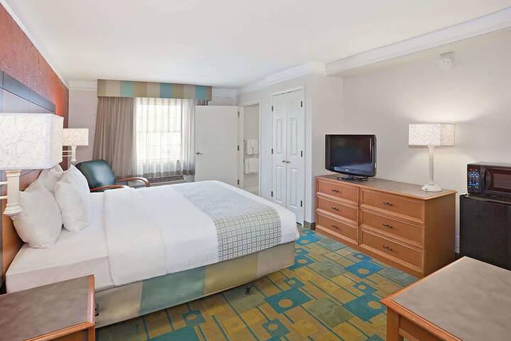 Room 17 of 21