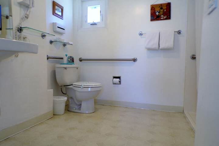 Room 45 of 90