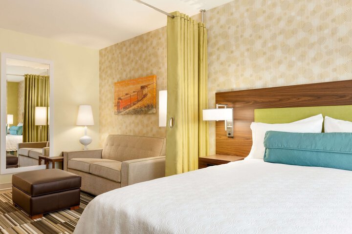 Room 16 of 22