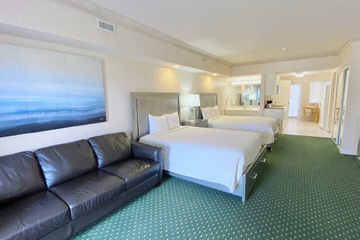 Room 27 of 41