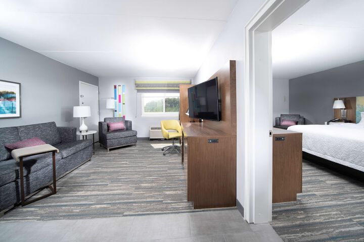 Room 16 of 30