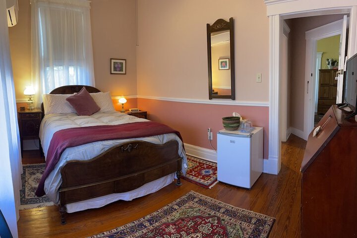 Room 5 of 43