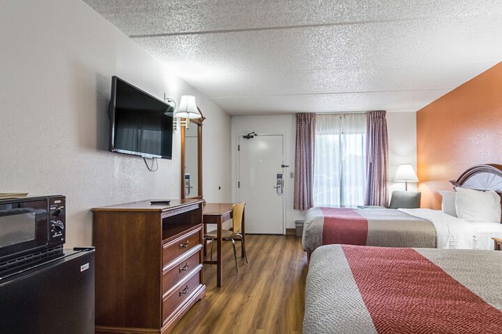 Motel 6 Waycross GA