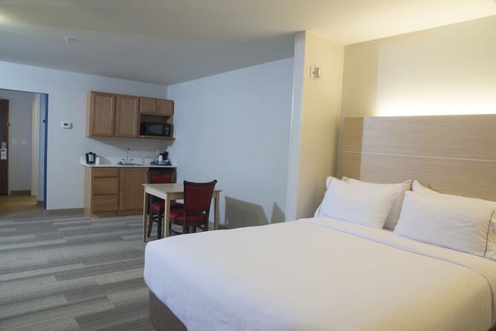 Room 10 of 31