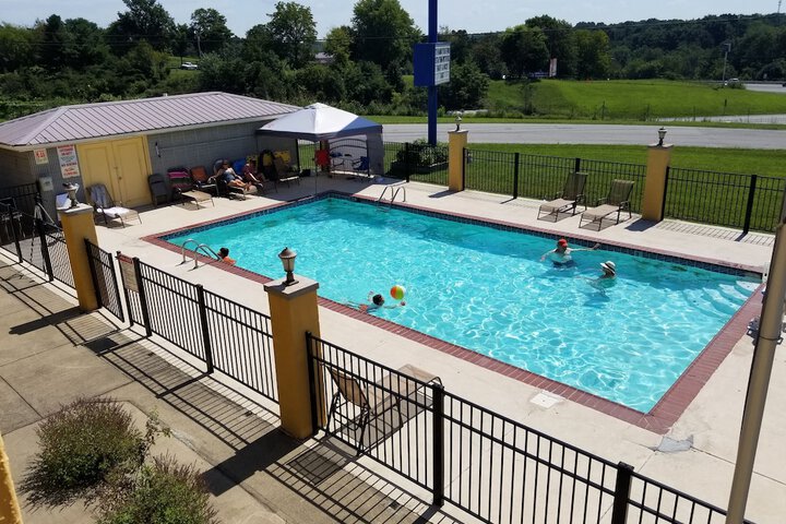 Pool 3 of 16