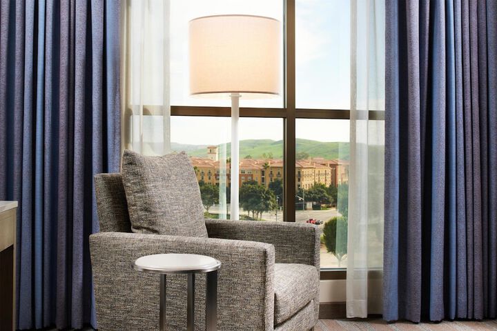 DoubleTree by Hilton Irvine - Spectrum